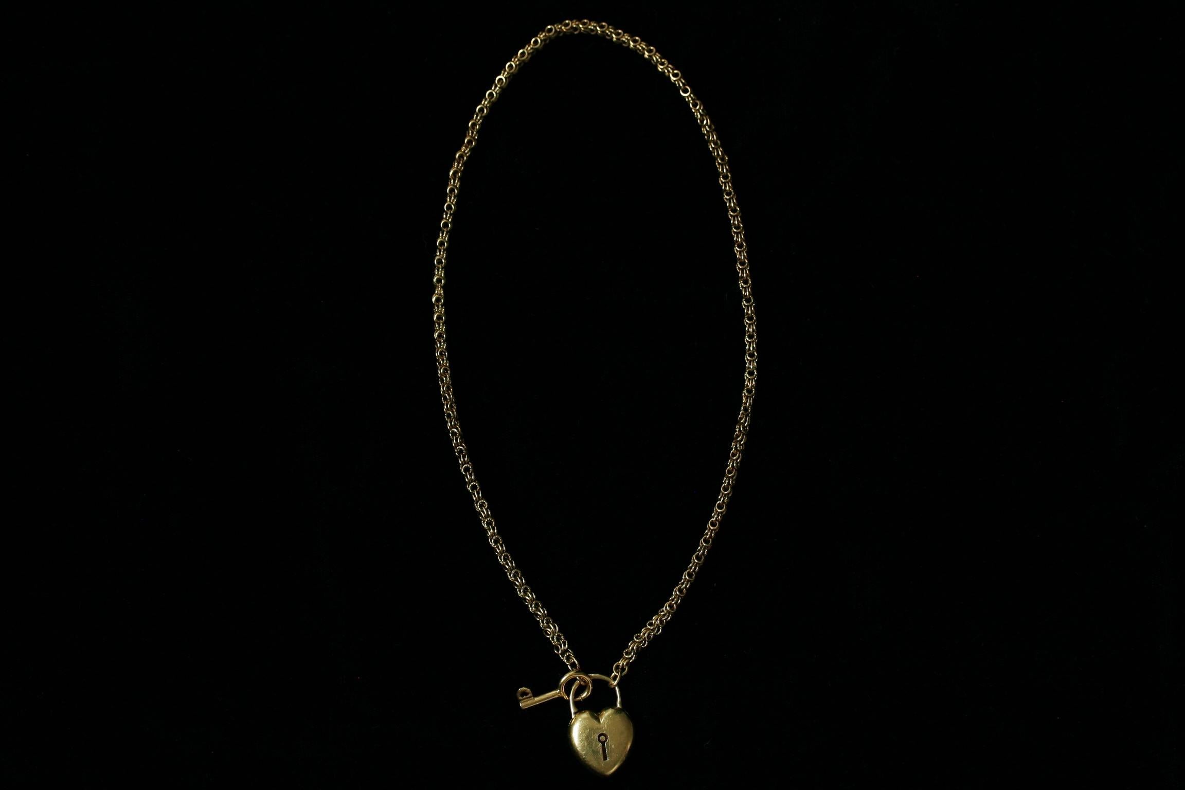 Women's Victorian Necklace with Heart Padlock and Key