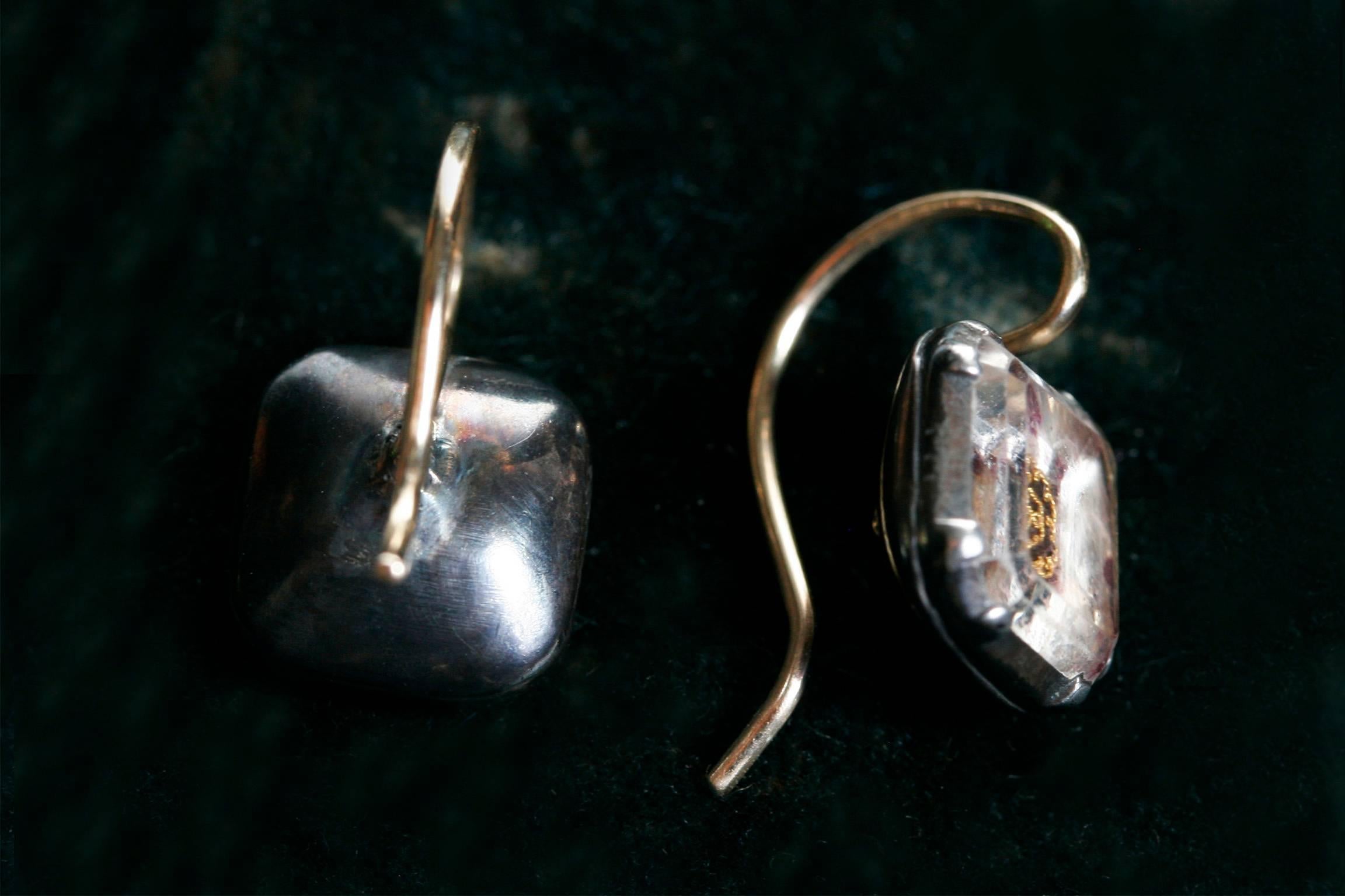 Antique Stuart Crystal Earrings In Excellent Condition For Sale In New York, NY