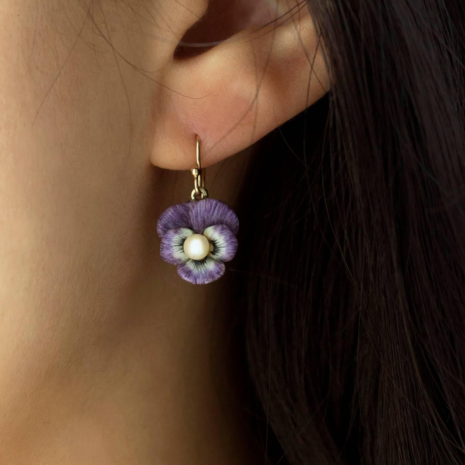 Women's Art Nouveau Purple Enamel Pansy Earrings For Sale