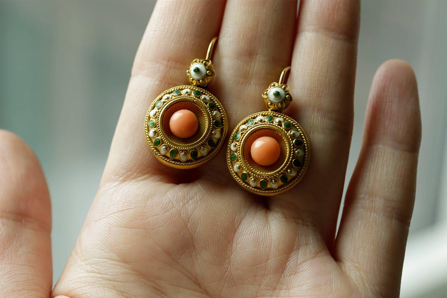 Women's Mid-Victorian Coral Enamel Brooch and Earrings Set For Sale