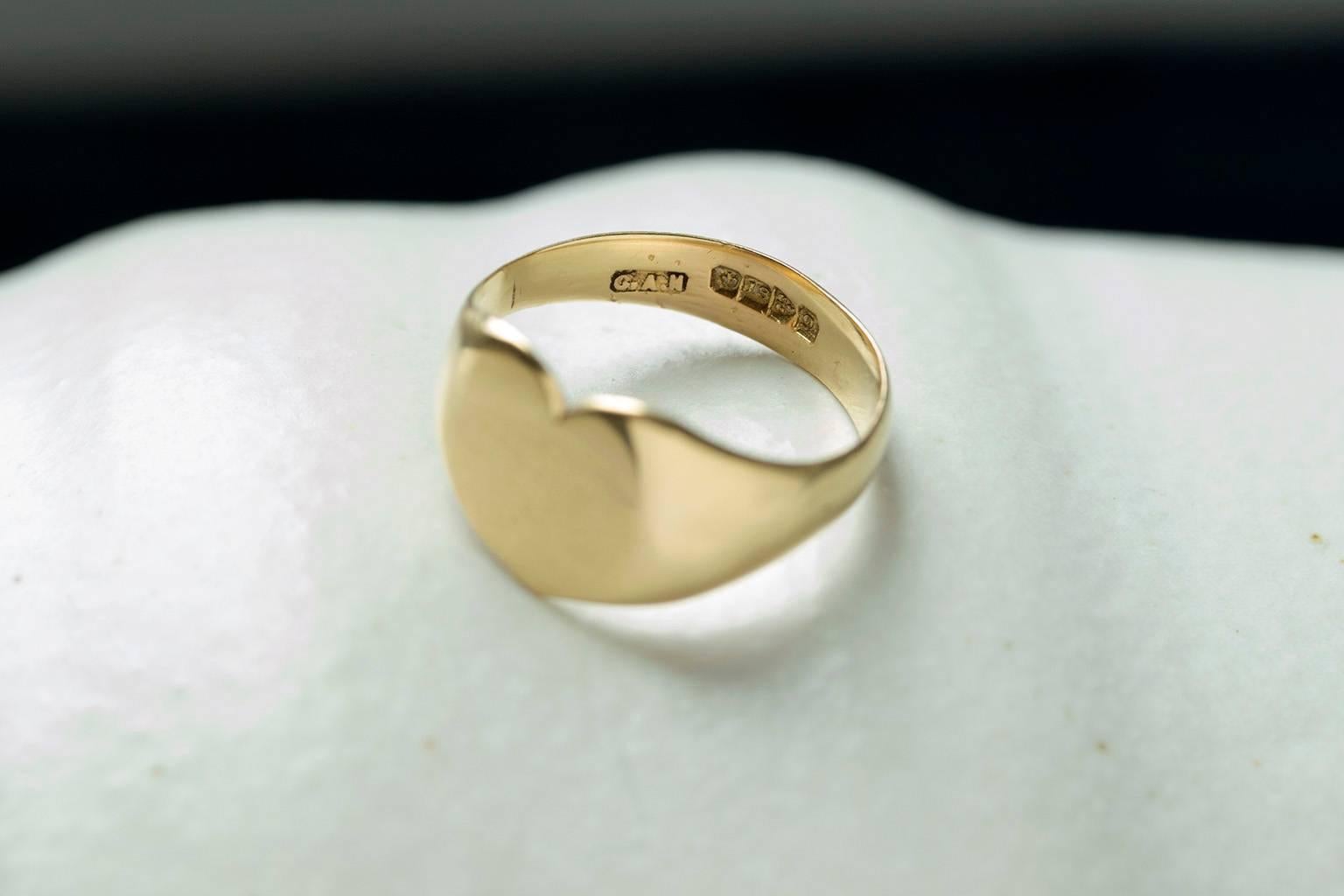 Large Heart Gold Signet Ring, circa 1916 In Excellent Condition In New York, NY