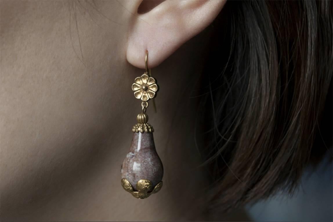 Women's Antique Victorian Agate Drop Earrings For Sale