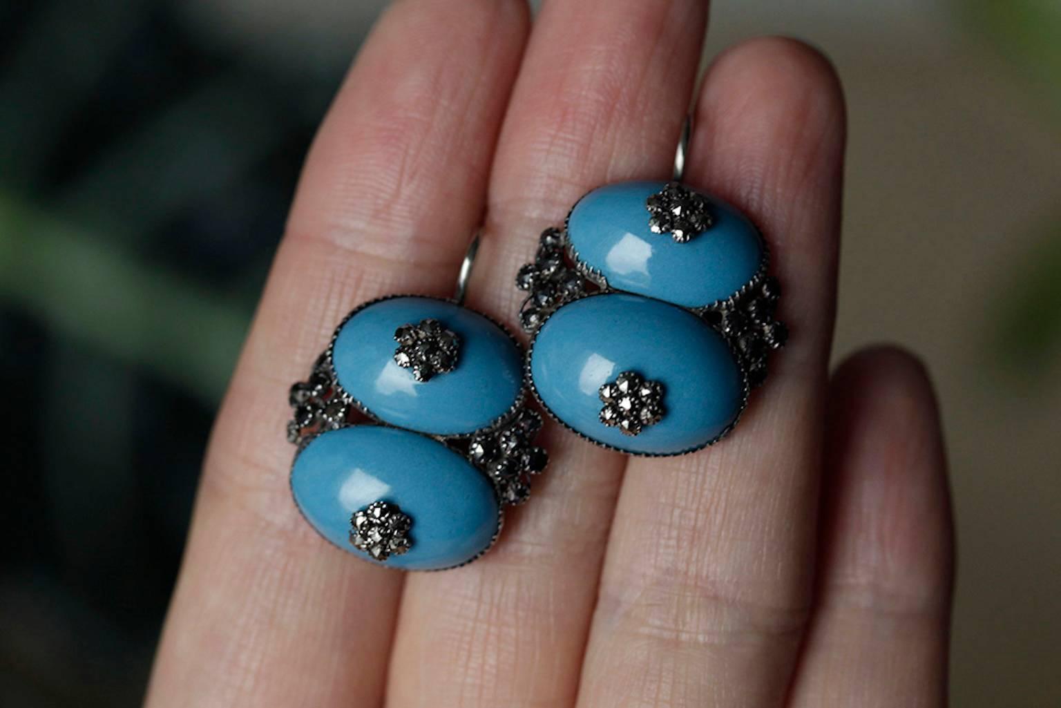 Queen Anne Blue Enamel and Pyrite Earrings In Excellent Condition For Sale In New York, NY