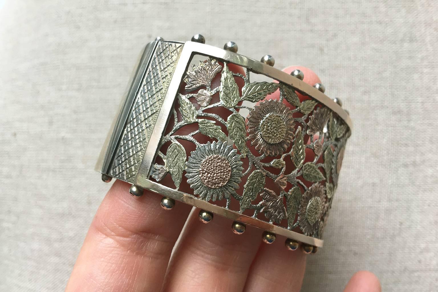 Victorian Aesthetic Movement Pierced Flower Silver Bangle In Excellent Condition In New York, NY