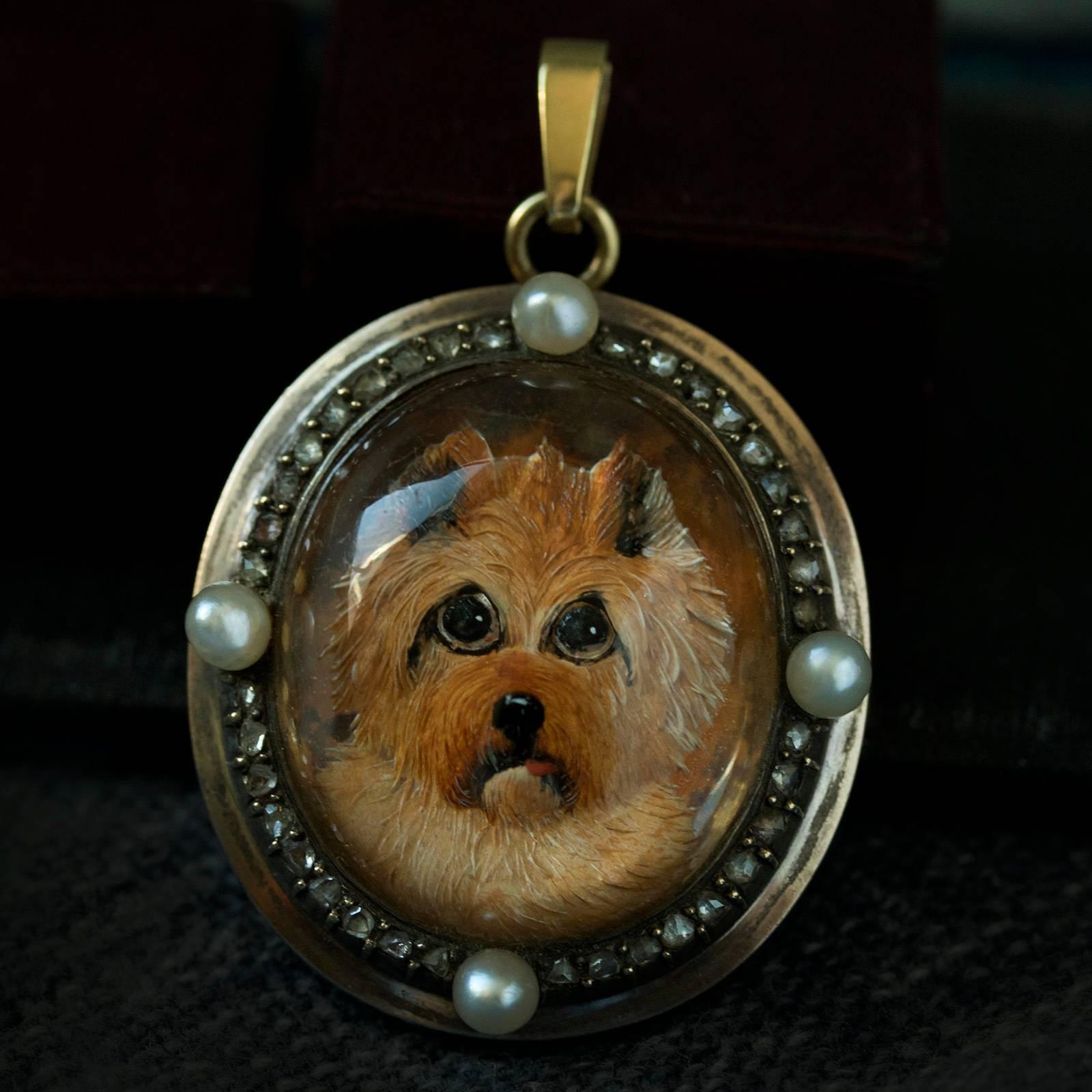 Antique Victorian Essex Crystal Terrier Locket For Sale 3
