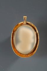 Gold Mounted Cameo Pendant Mid-19th Century