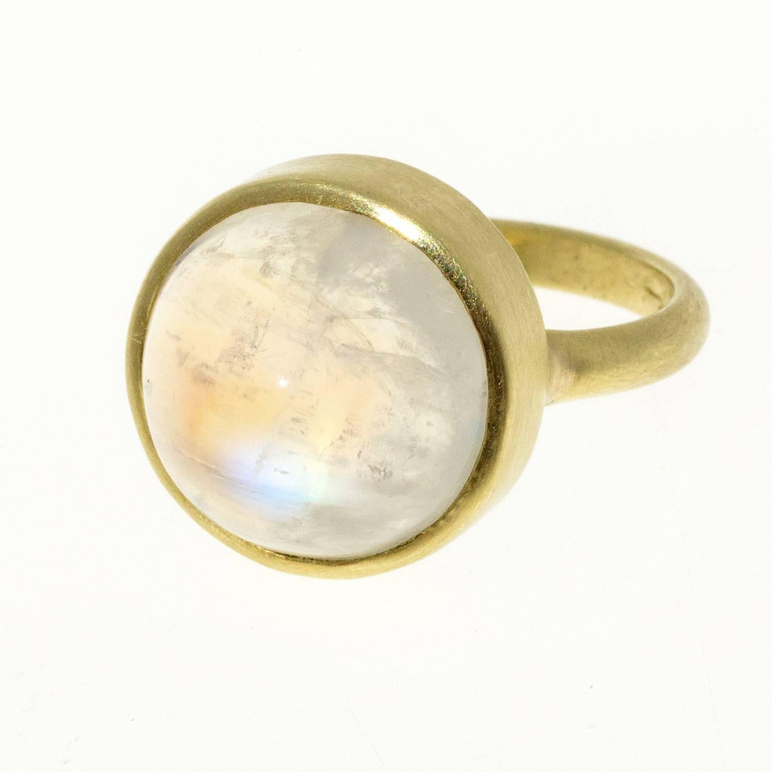 Contemporary Faye Kim Modern Rainbow Moonstone Cabochon Gold Bezel Ring