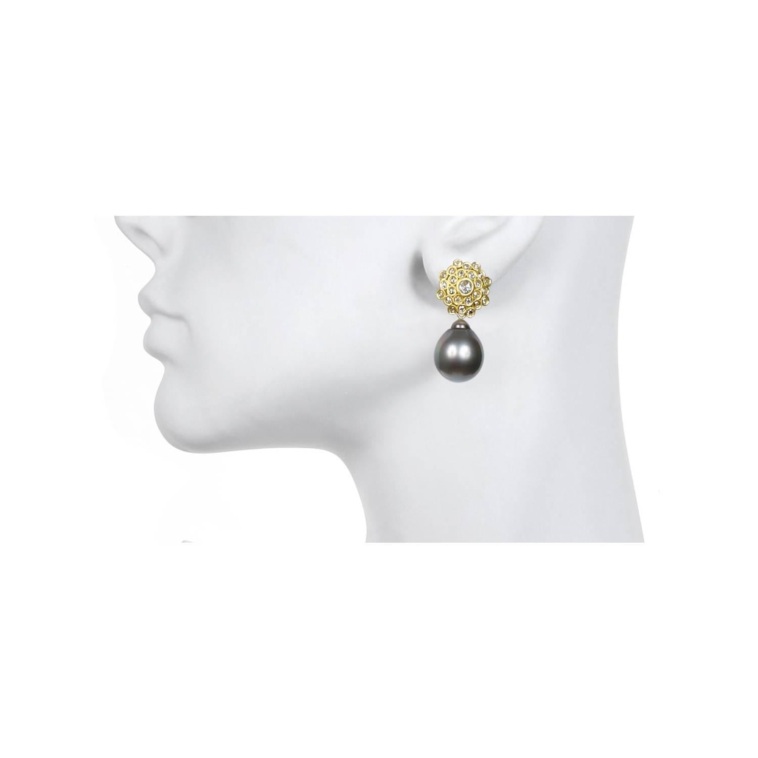 Faye Kim White South Sea Pearl Rose Cut Diamond Gold Zinnia Drop Earrings In New Condition In Westport, CT
