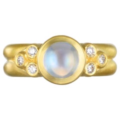 Faye Kim 18 Karat Gold Moonstone Bezel Ring with Triple Diamond Granulation