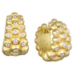 Faye Kim 18 Karat Gold Diamond Granulation Huggy Hoop Earrings