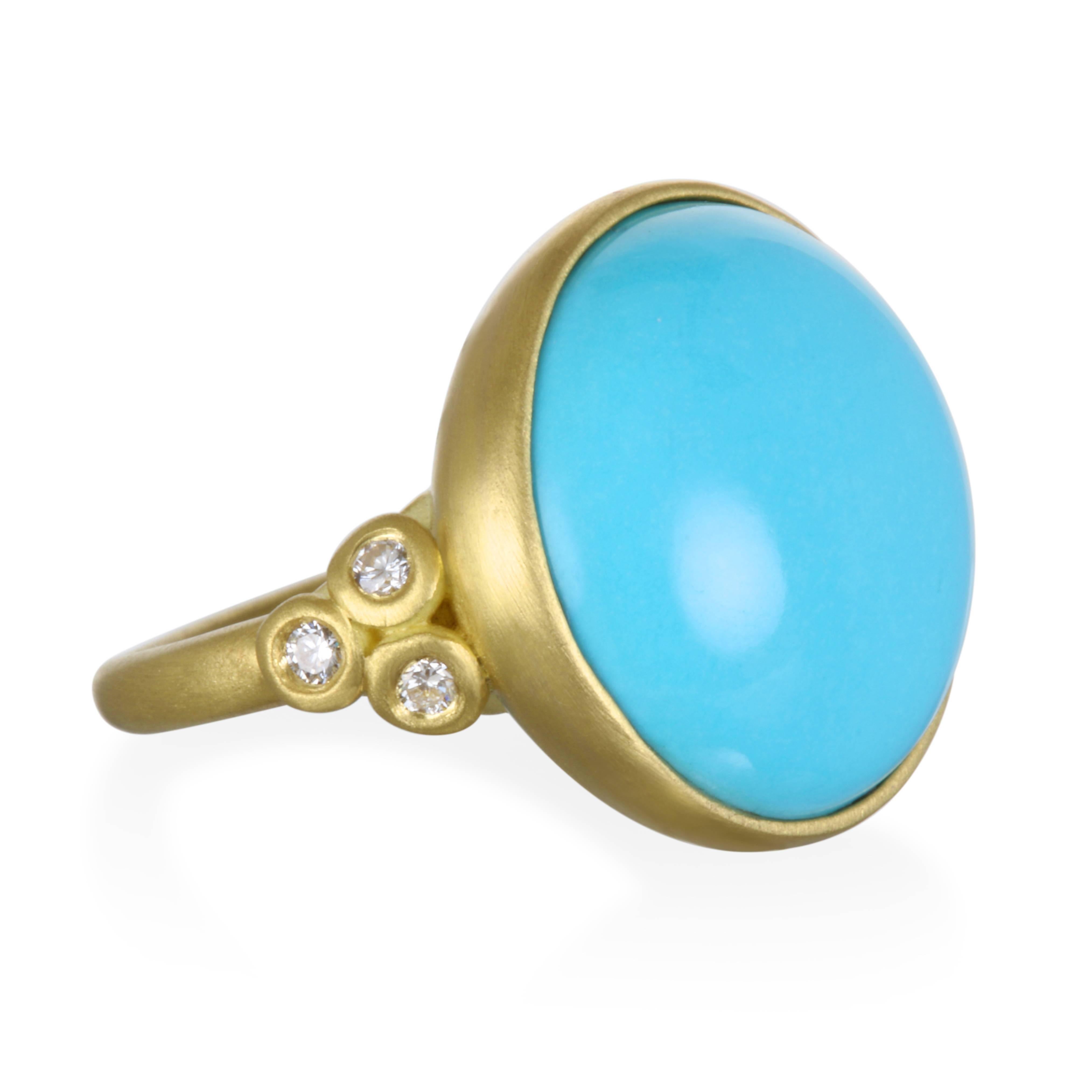 The classic combination of turquoise and gold in Faye Kim's 18k green gold ring is timeless.  Embellished with diamonds and bezel set in a clean, modern style,  the turquoise ring is eye-catching and beguiling-a definite stand-out!

Stone Info: