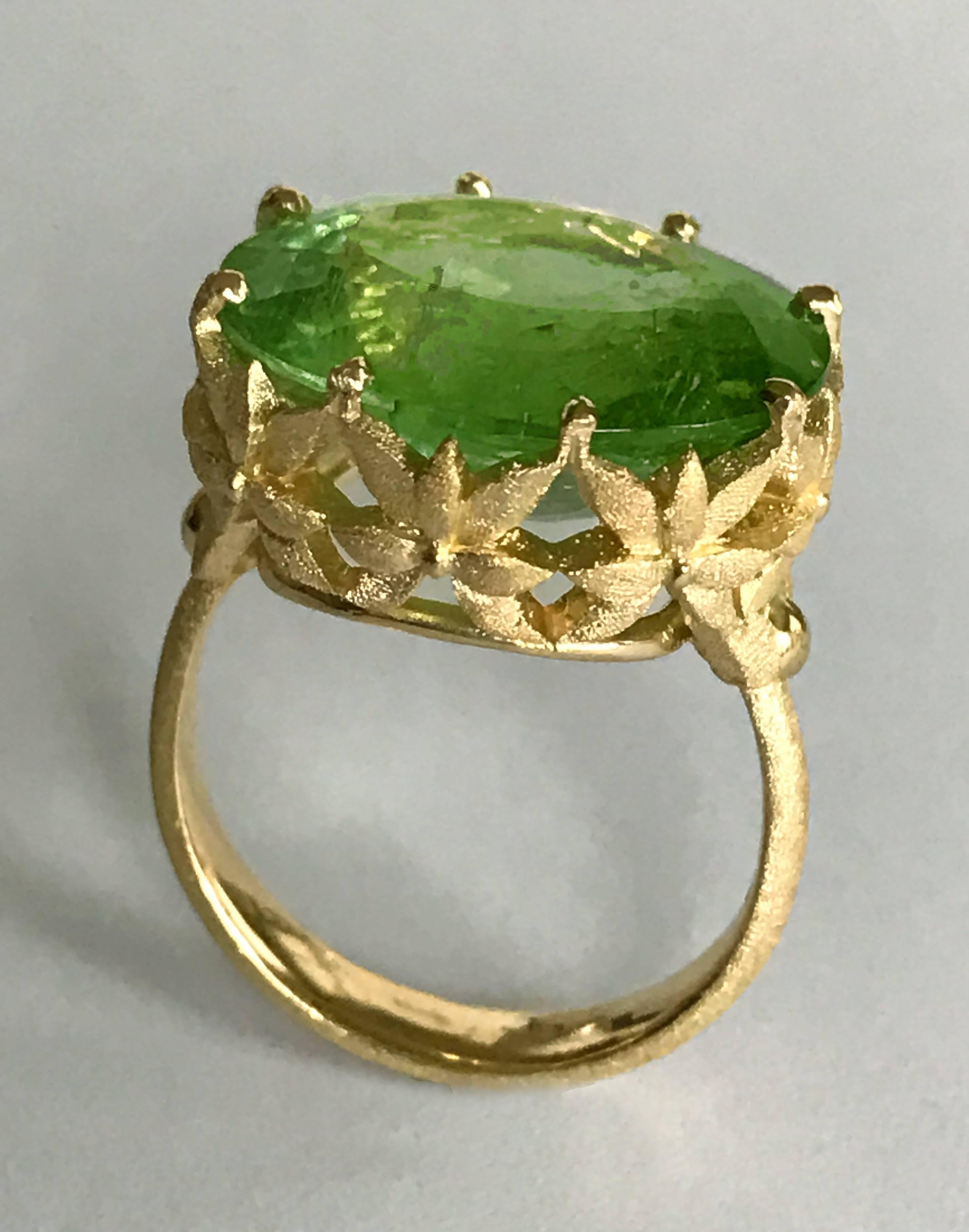 Oval Cut Dalben Oval Green Tourmaline Gold Ring For Sale