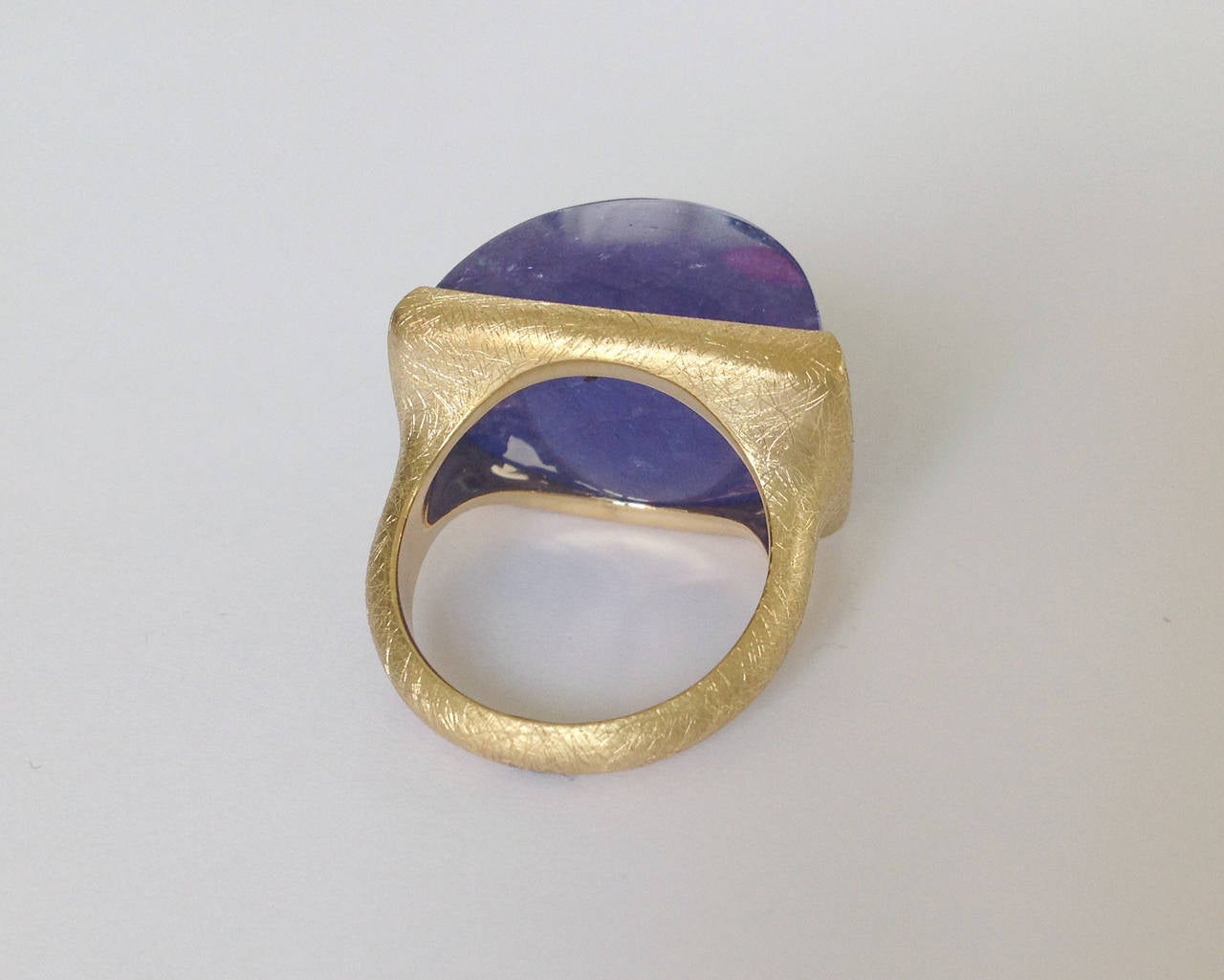 Dalben One of a Kind Tanzanite Scratch Engraved Gold Ring 3