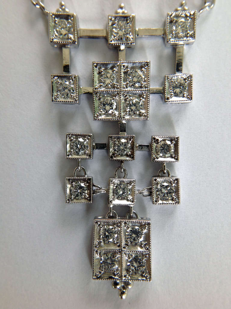 Dalben Diamond Gold Pendant Necklace In New Condition In Como, IT