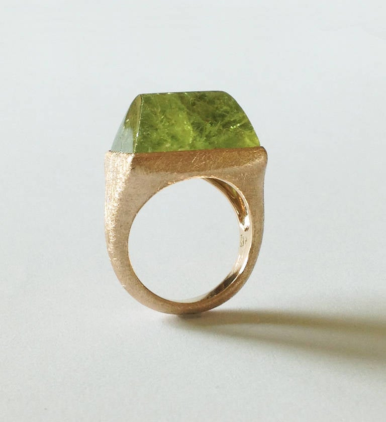 scratch on gold ring