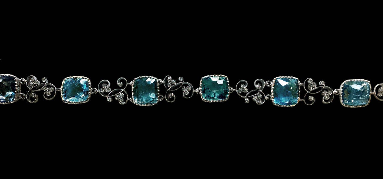 Dalben design Aquamarine And Diamond Bracelet mounted in 18 kt white gold.
Cushion cut Aquamarine weighting approximately 30 carat , round brilliant cut Diamonds weighting 0,50 carats.
Bracelet length 16,5 cm ( 6,5 inch). 
The bracelet is completely