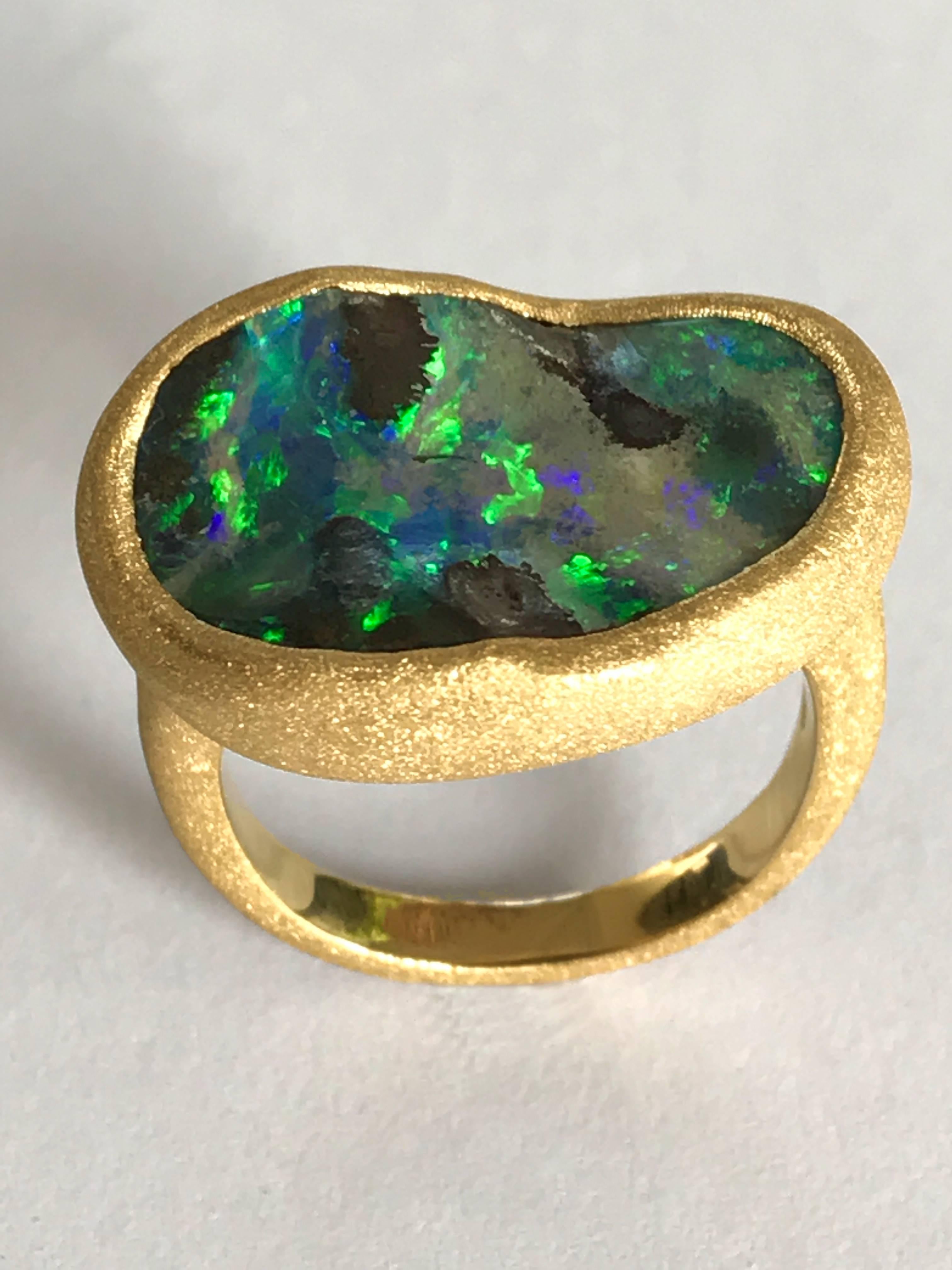 Contemporary Dalben Deep Boulder Opal Engraved Gold Ring