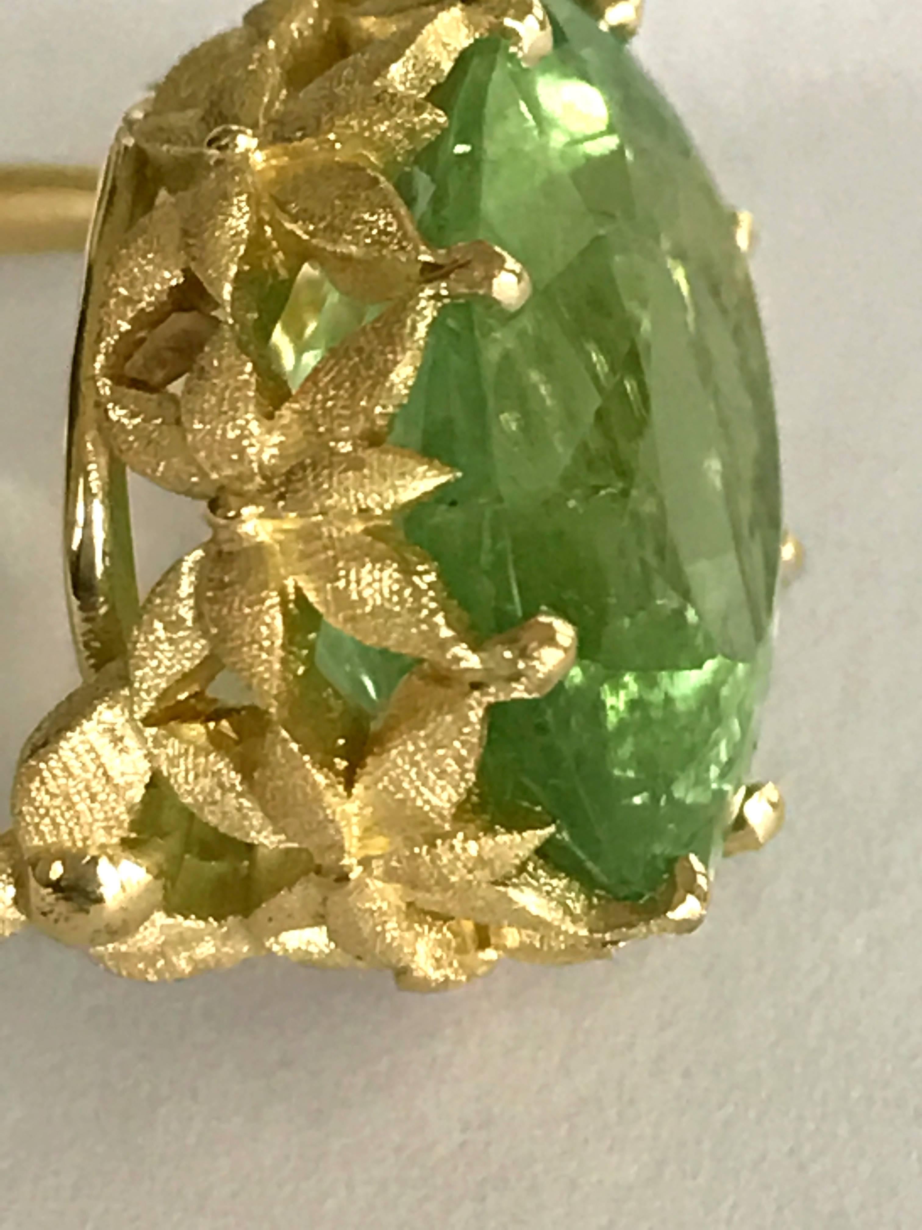 Dalben Oval Green Tourmaline Gold Ring For Sale 4