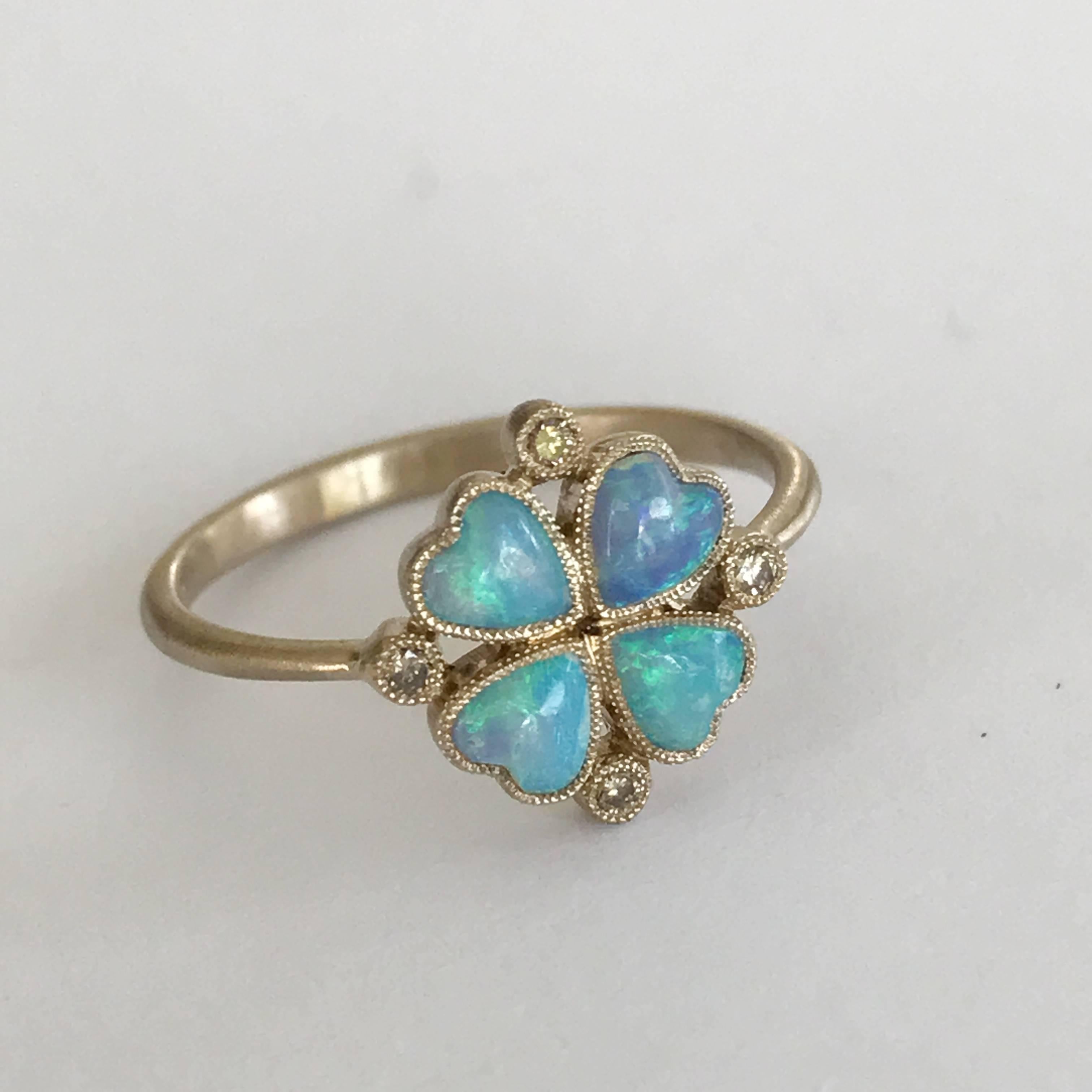 Dalben Opal Diamond and Gold Four-Leaf Clover Little Ring In New Condition In Como, IT