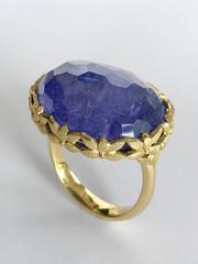 Dalben Oval Tanzanite Engraved Gold Cocktail Ring