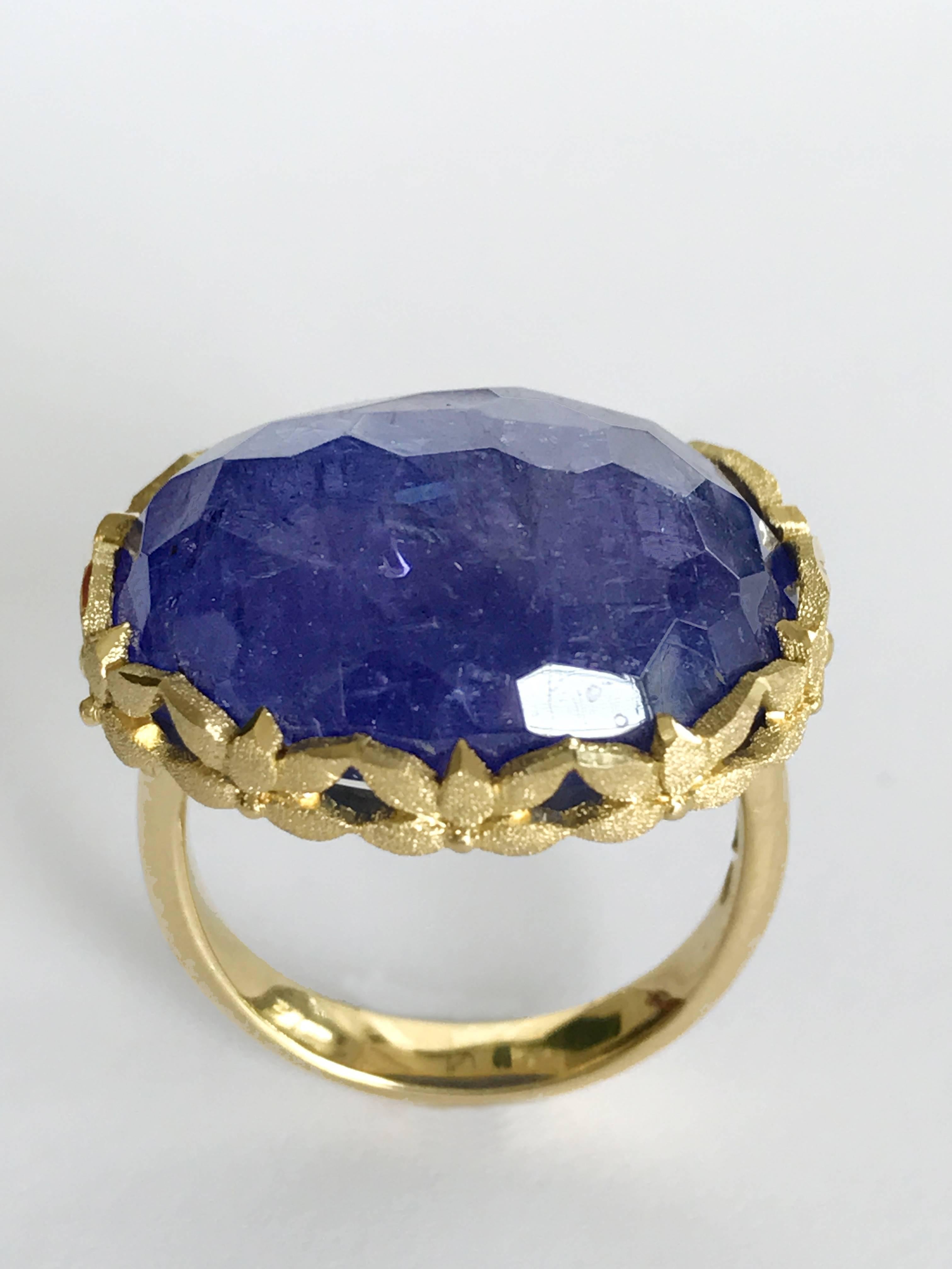 Oval Cut Dalben Oval Tanzanite Engraved Gold Cocktail Ring For Sale