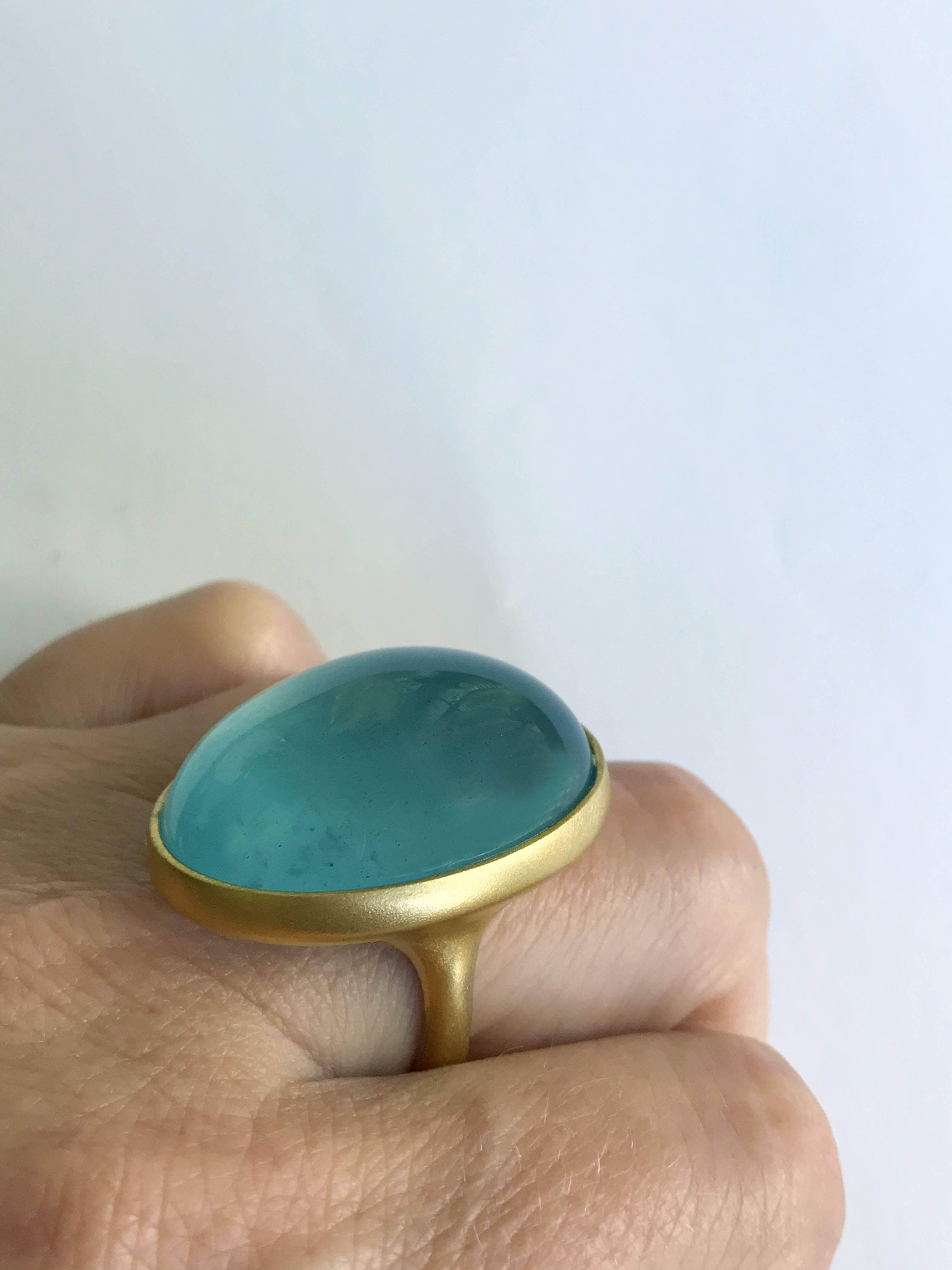Oval Cut Dalben Magnificent Cabochon Aquamarine Yellow Gold Ring For Sale