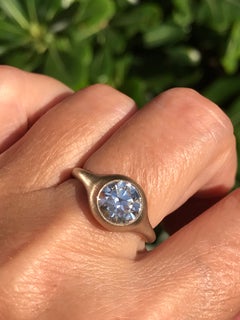 Anello in oro con diamante rotondo a taglio misto da 1,9 carati di Dalben