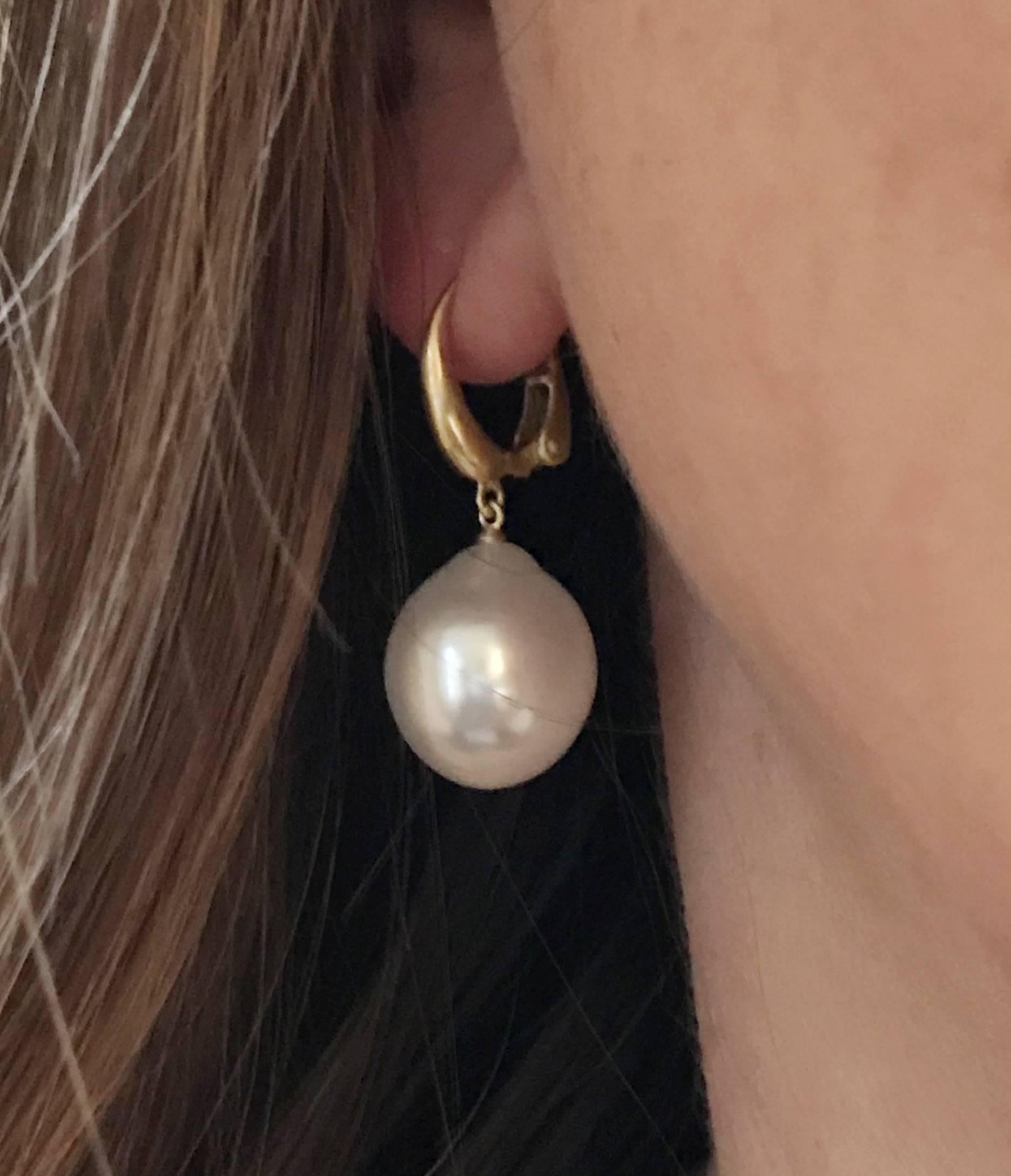 Dalben Design South Sea Pearl Yellow Gold Dangle Earring 1