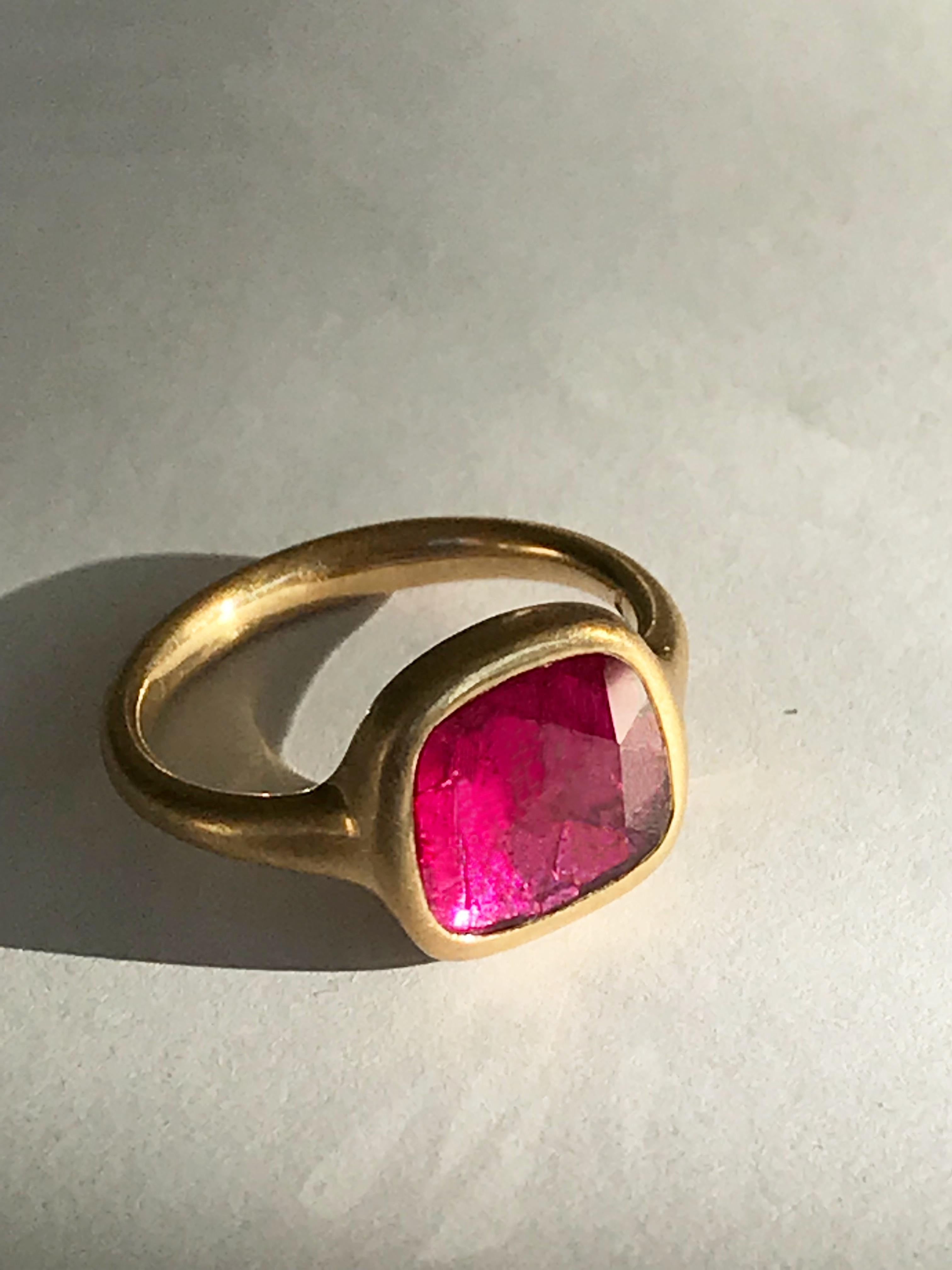 Dalben Square Rose Cut Slice Ruby Yellow Gold Ring 3