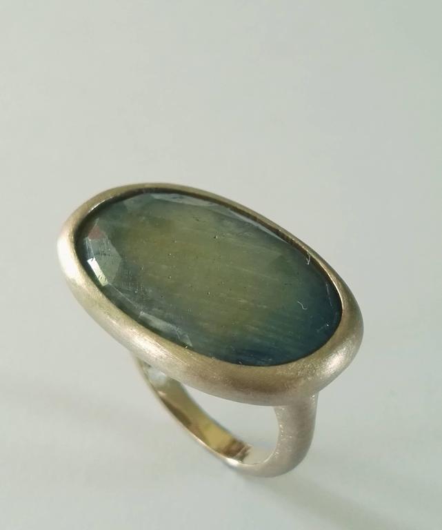 Dalben One of a Kind Green Faceted Sapphire Satin Gold Ring For Sale at ...