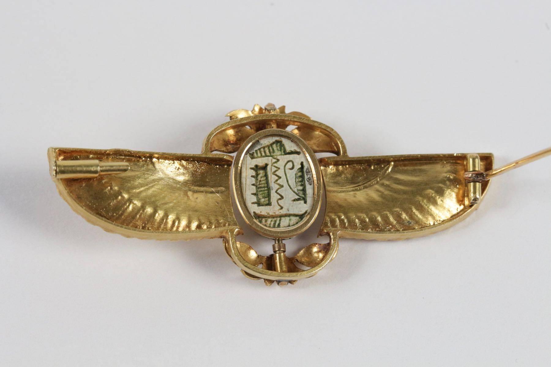 1920s Egyptian Revival Scarab Gold Brooch For Sale 1