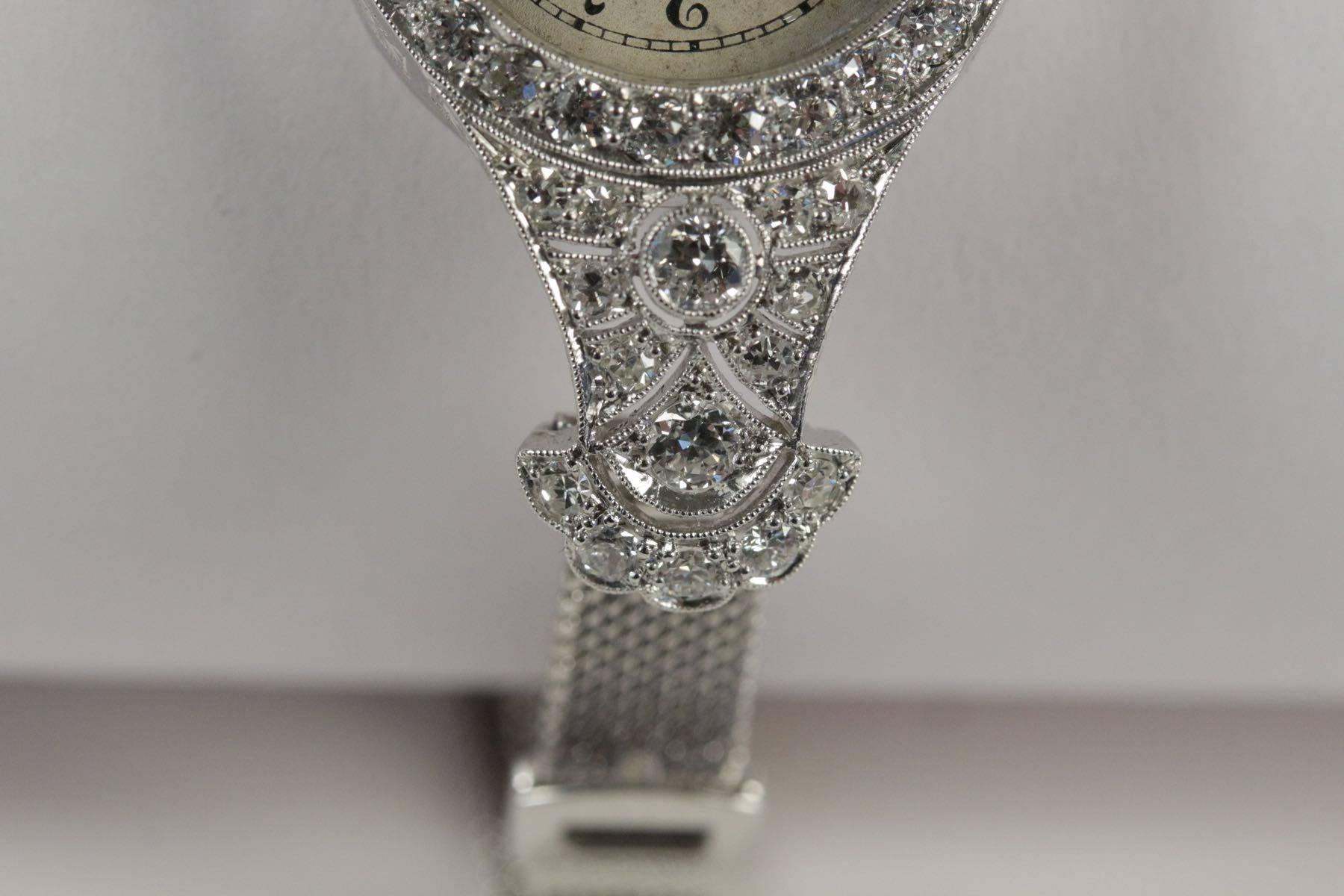 Lady's Antique Platinum and Diamond Wristwatch In Excellent Condition For Sale In Saint-Ouen, FR