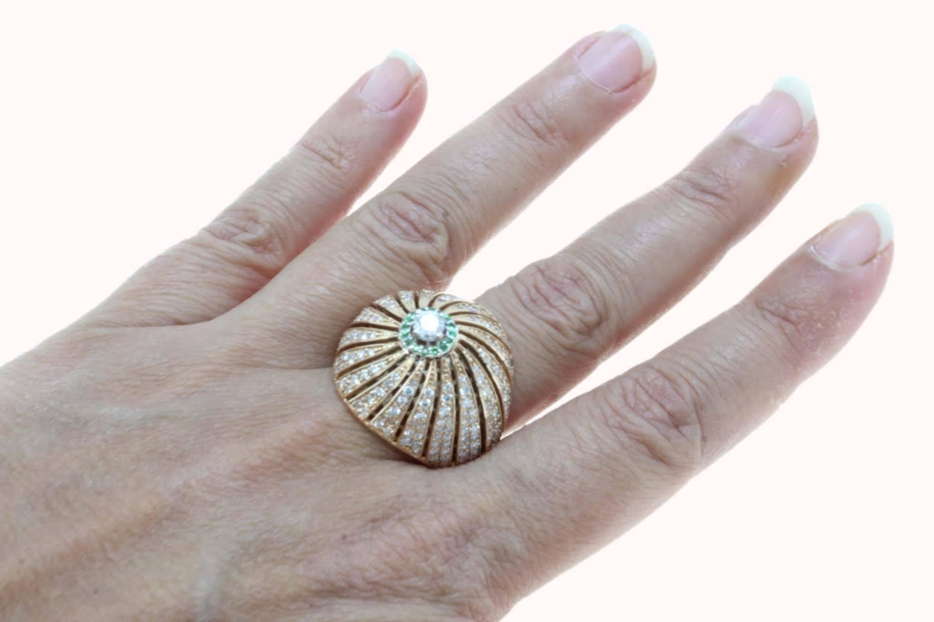 Retro 18 kt Rose Gold and 2, 84 carat Diamonds and Tanzanite Dome Ring