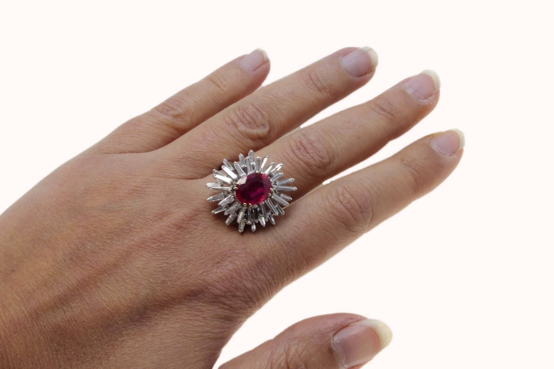 Women's or Men's 2, 21 carat Diamonds 18 kt White Gold Ruby Fashion Ring For Sale
