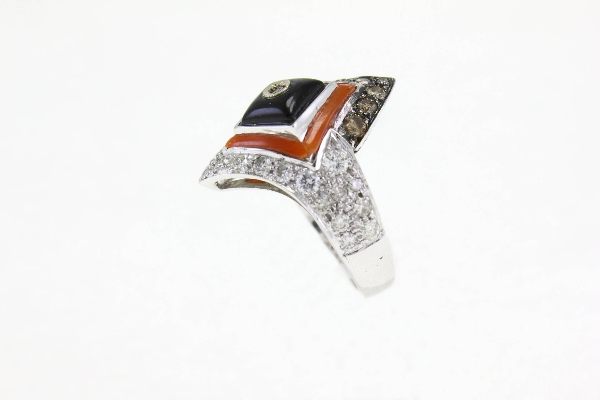 Retro  Onyx Coral Fancy Brown Gold Ring