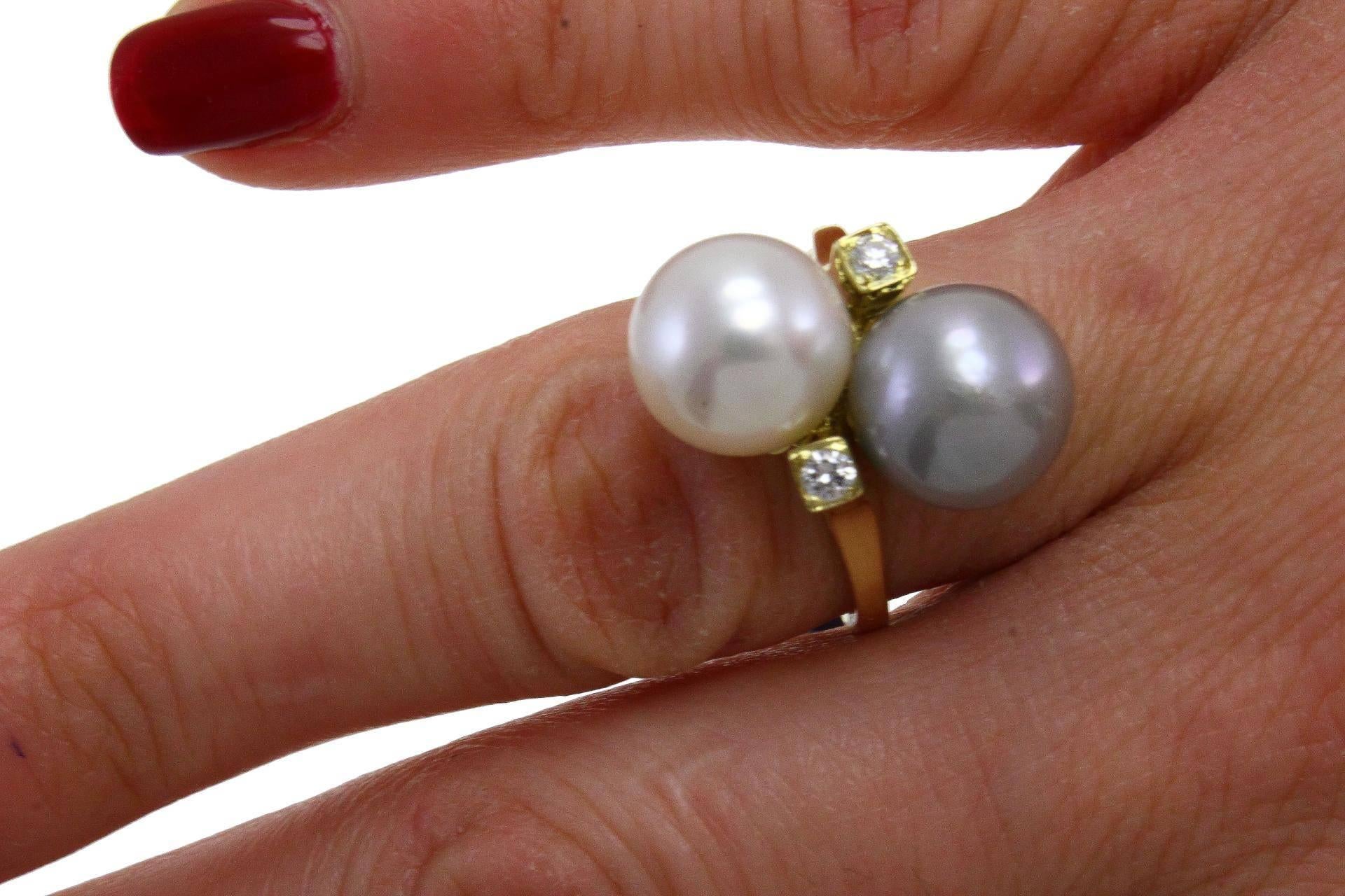 Mixed Cut  White and Gray Australian Pearl Diamond Gold Ring For Sale