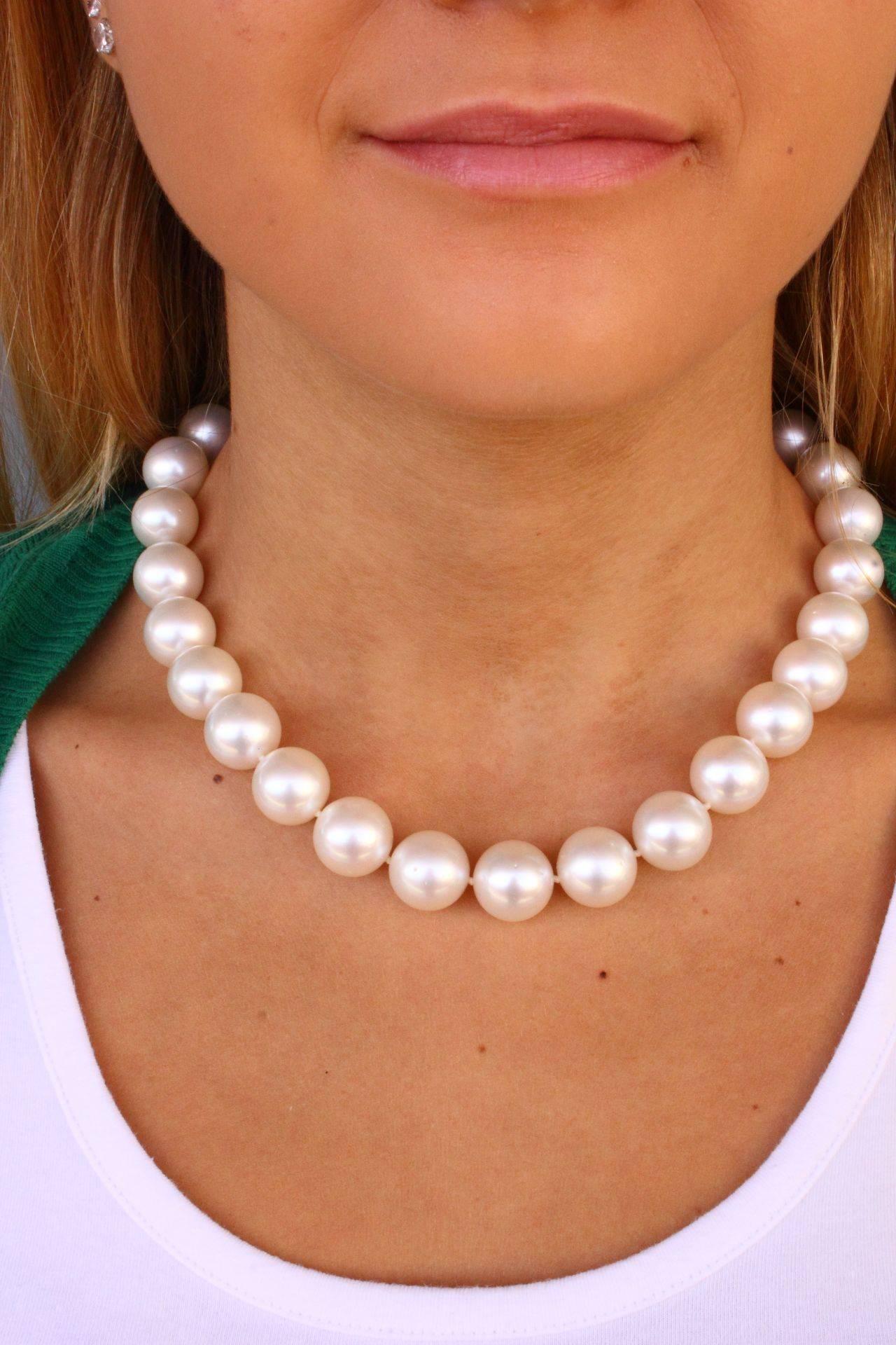 white beaded necklace australia