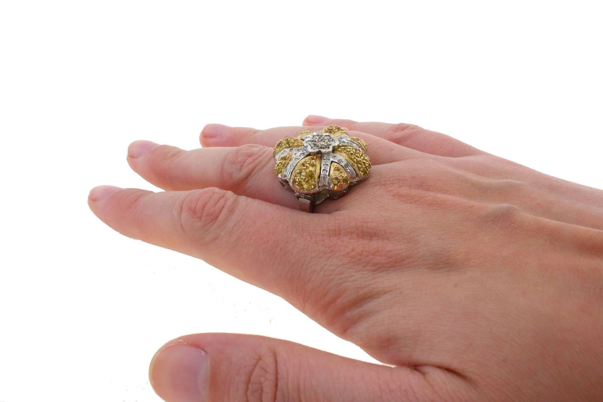 Luise Diamond Sapphires Gold Daisy Ring 1