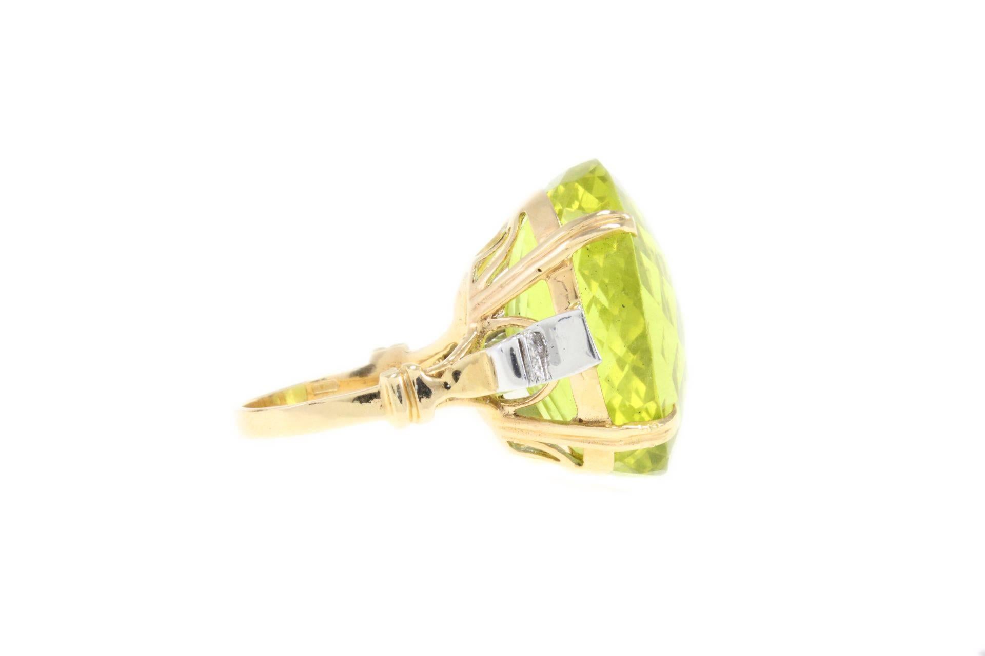 Luise Topaz Diamond Gold Ring In Good Condition In Marcianise, Marcianise (CE)