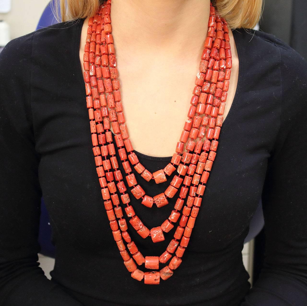 Antique Italian Coral Necklace with Silver Clasp 1