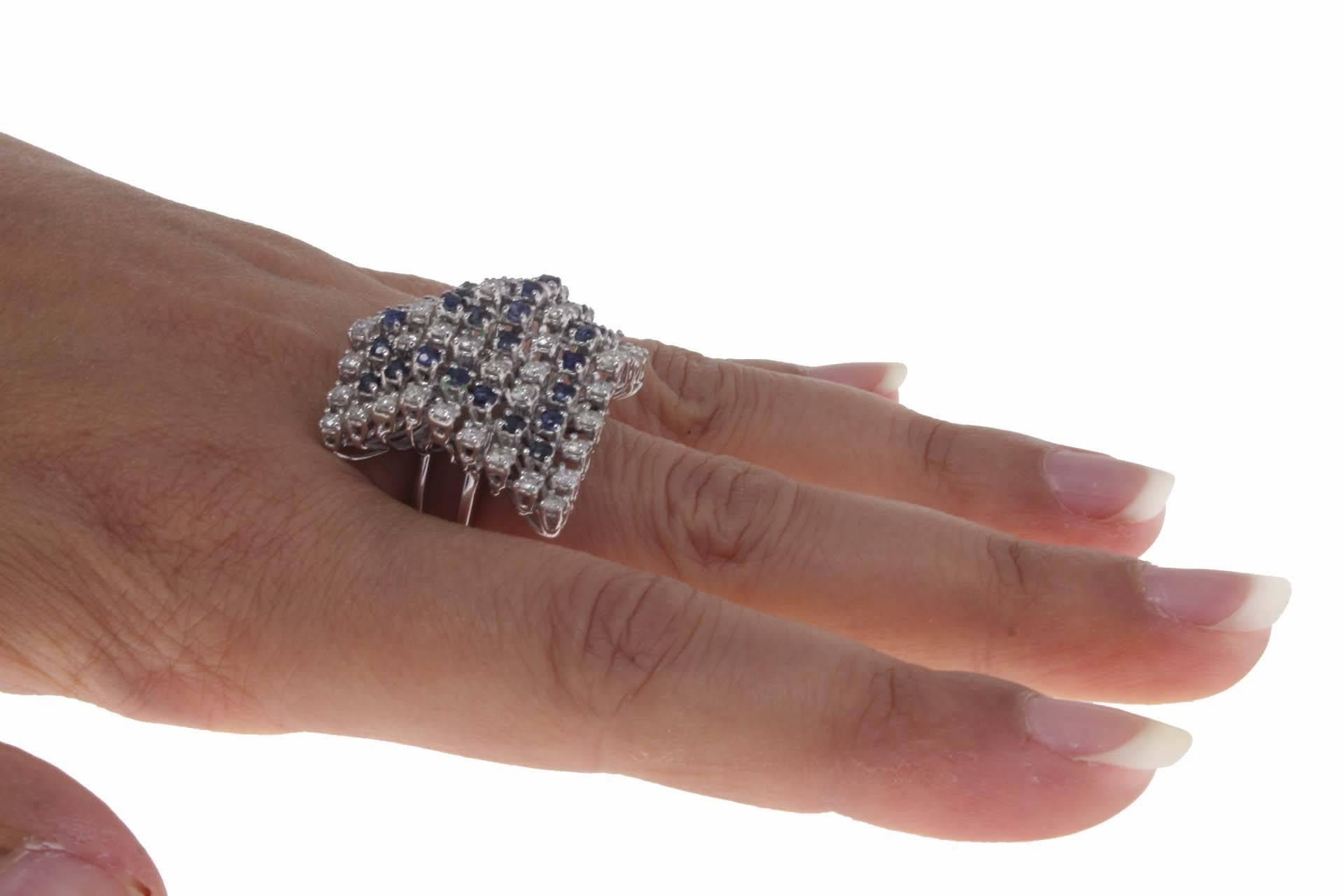 Retro  Pyramid of Blue Sapphires and Diamonds White Gold Cluster Fashion Design Ring For Sale