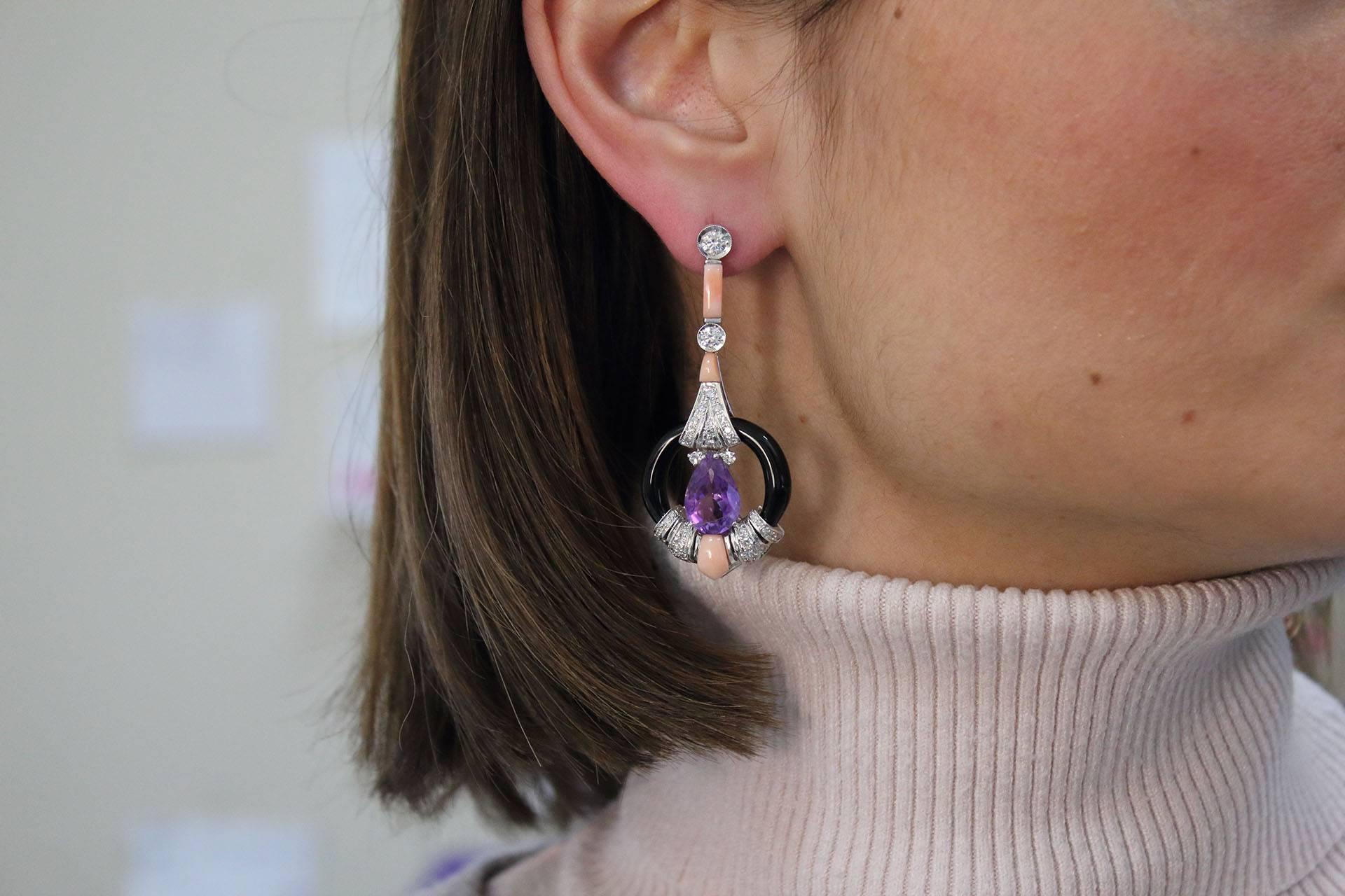 Diamonds, Amethyst Drops, Pink Coral, Onyx Rings, 14K White Gold Dangle Earrings In Good Condition For Sale In Marcianise, Marcianise (CE)