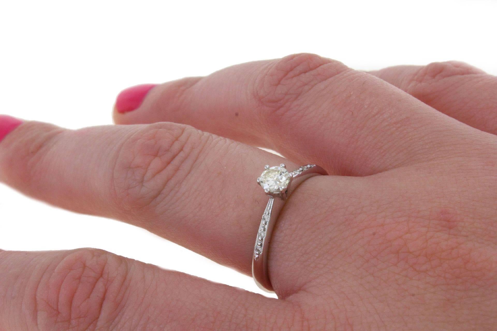 Luise Diamonds Solitaire Ring  In Good Condition In Marcianise, Marcianise (CE)