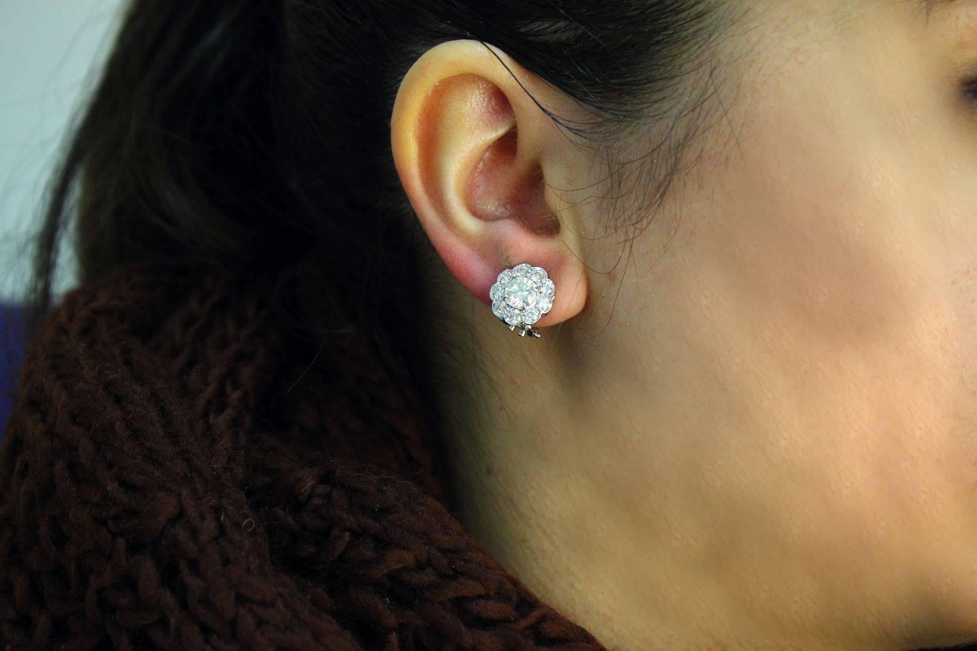Women's Diamonds Gold Earrings