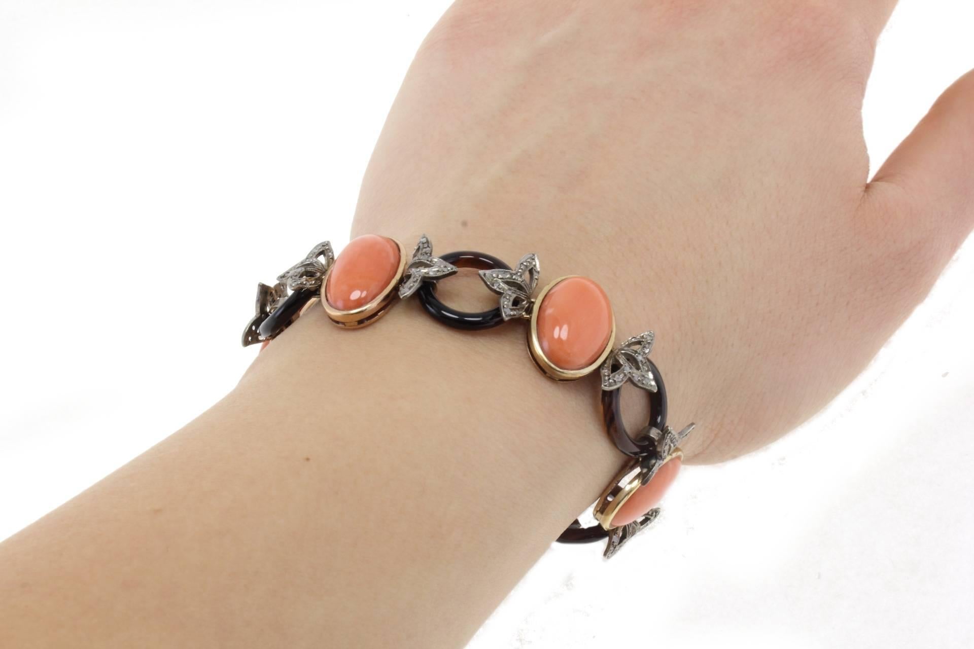 Diamonds Coral Onyx Gold and Silver Bracelet In Good Condition In Marcianise, Marcianise (CE)