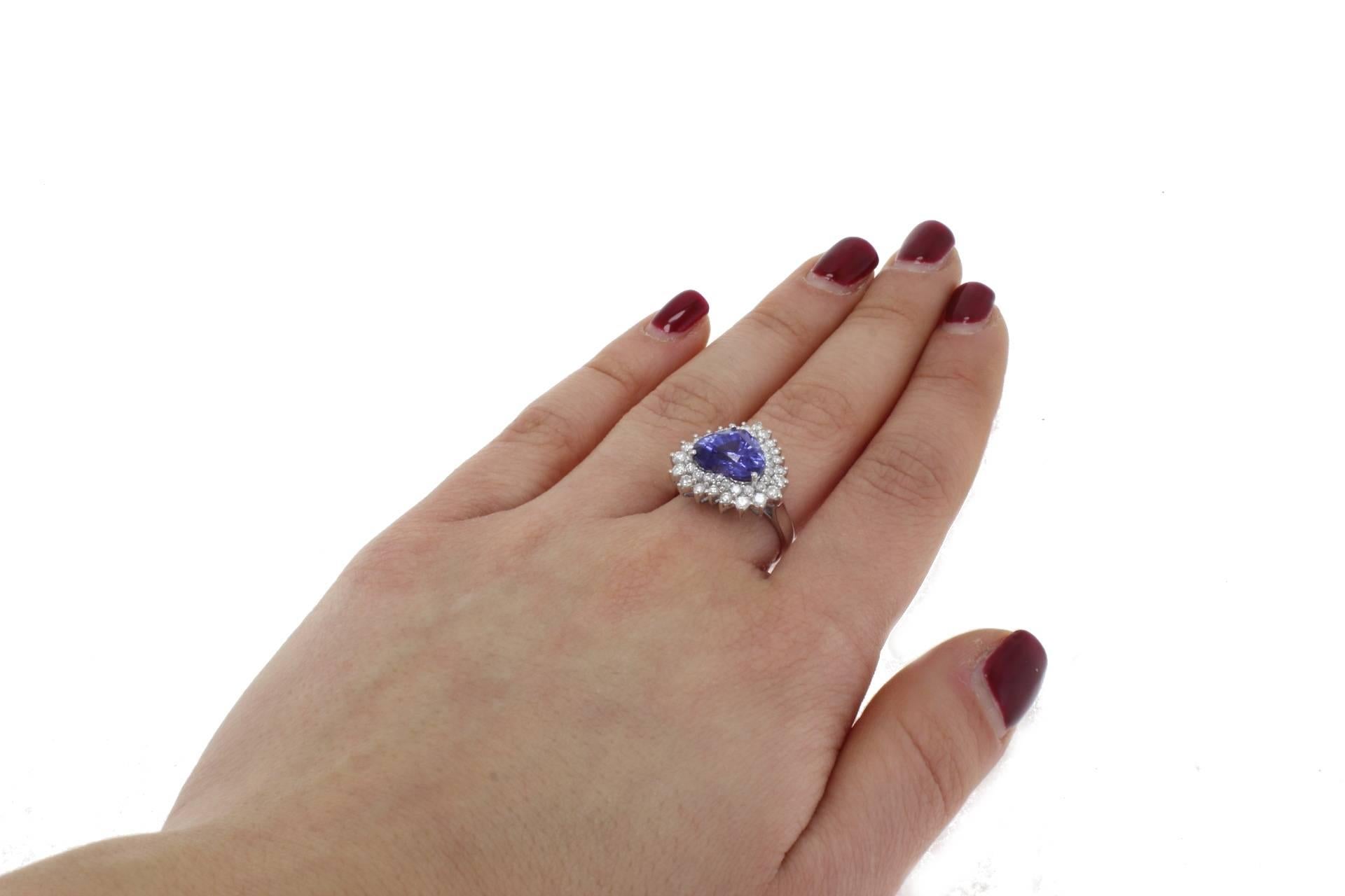 Diamonds  Blue Sapphire Fashion Gold Ring In Good Condition In Marcianise, Marcianise (CE)