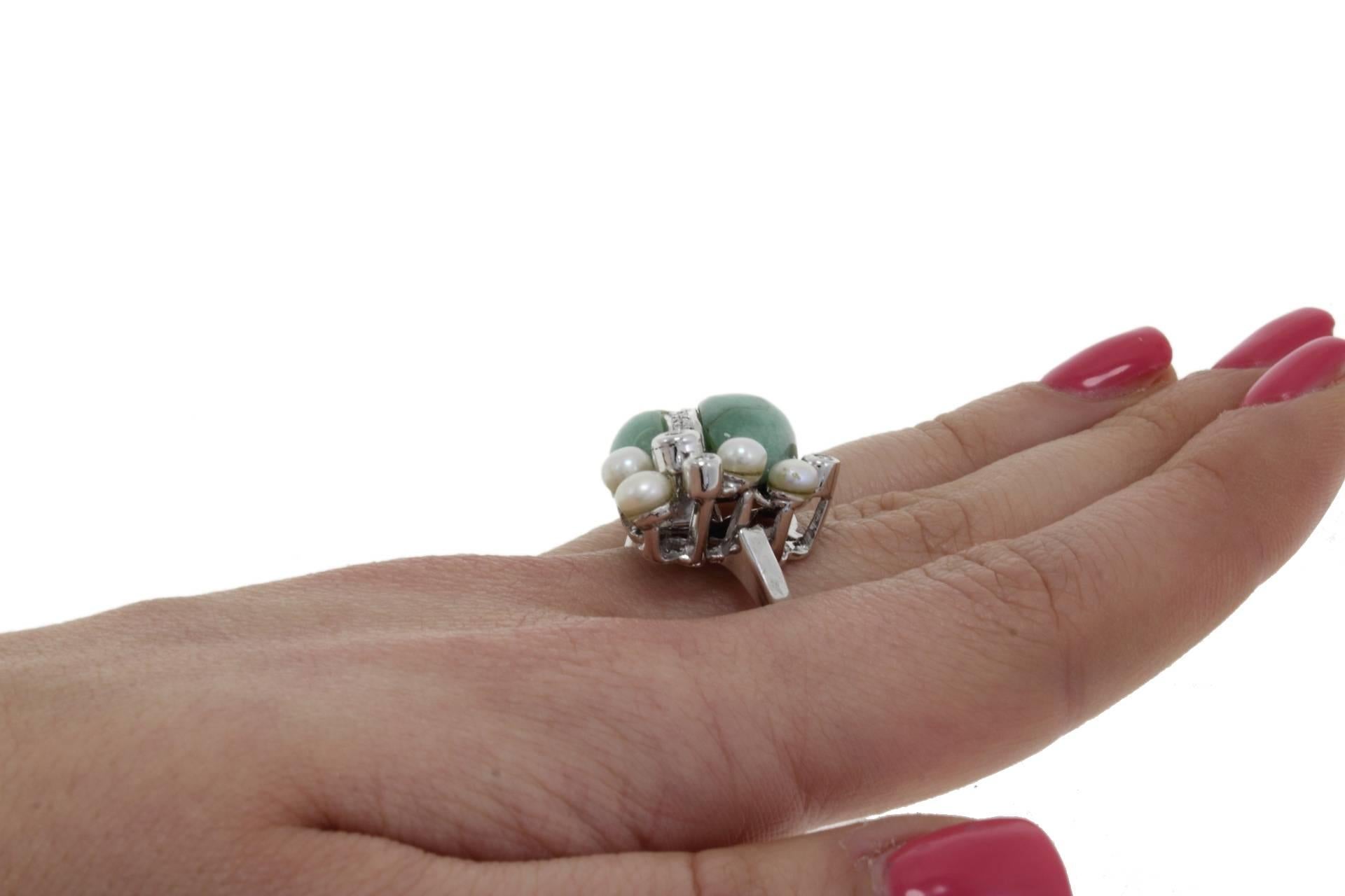 Retro Diamonds Jade Pearls Gold Ring For Sale