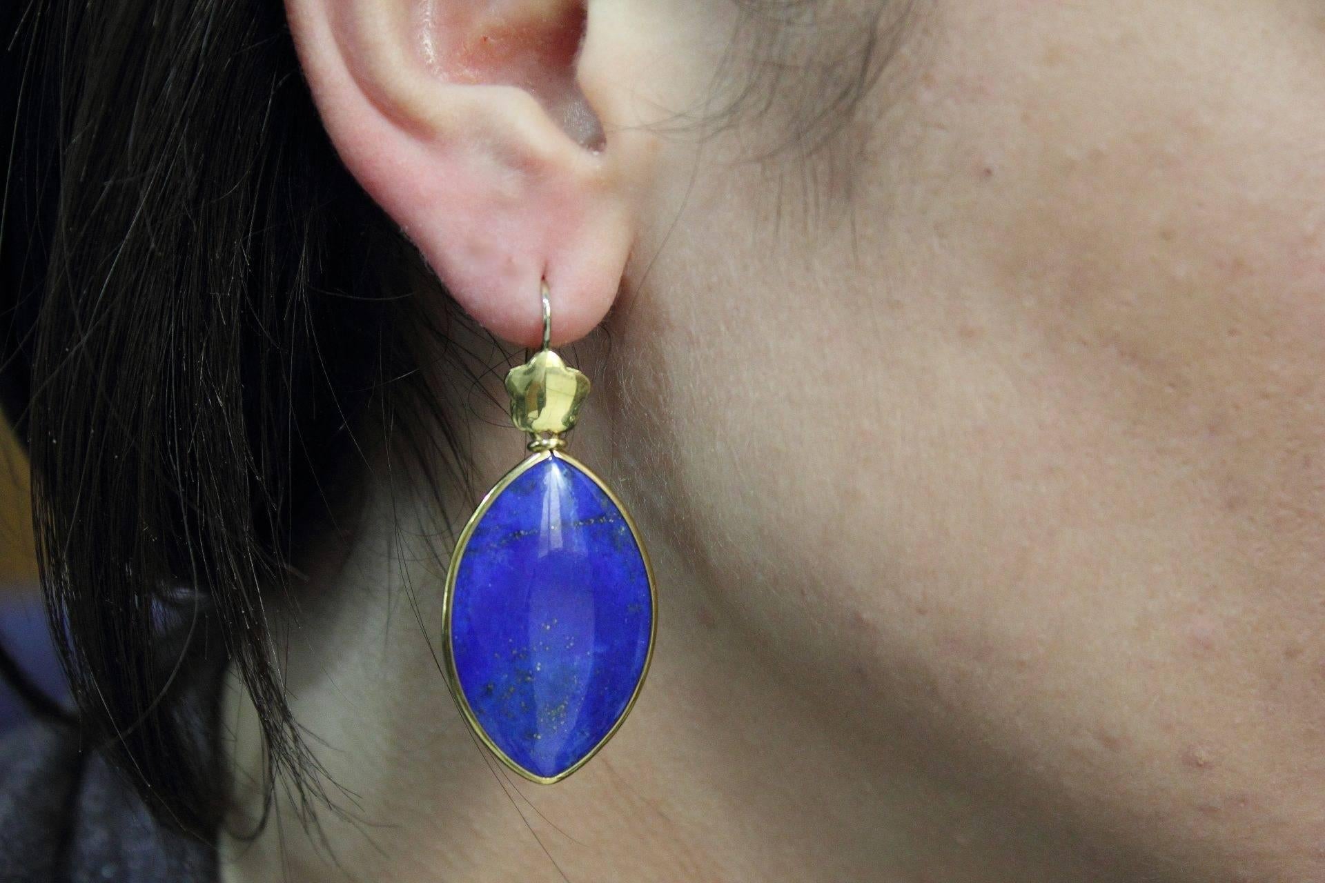 Lapis 18 Karat Gold Dangle Earrings In Good Condition In Marcianise, Marcianise (CE)