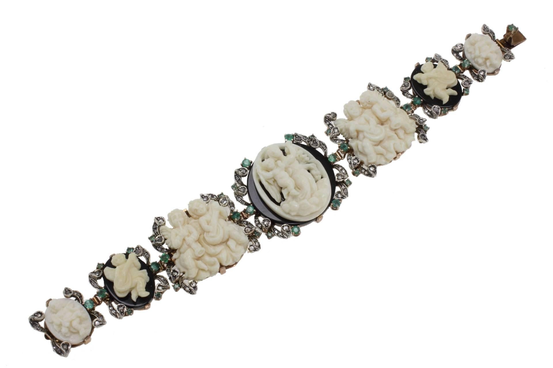 Diamonds Emeralds Onyx Hard Stones Link Gold and Silver Bracelet In Good Condition In Marcianise, Marcianise (CE)