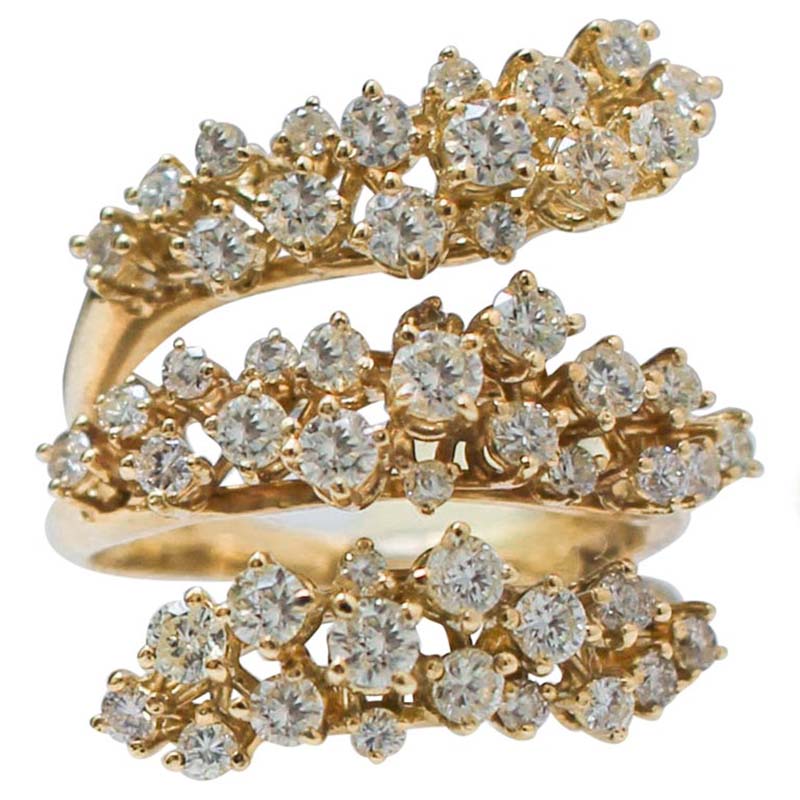 Diamantes, Anillo de serpiente de oro amarillo de 18 quilates.